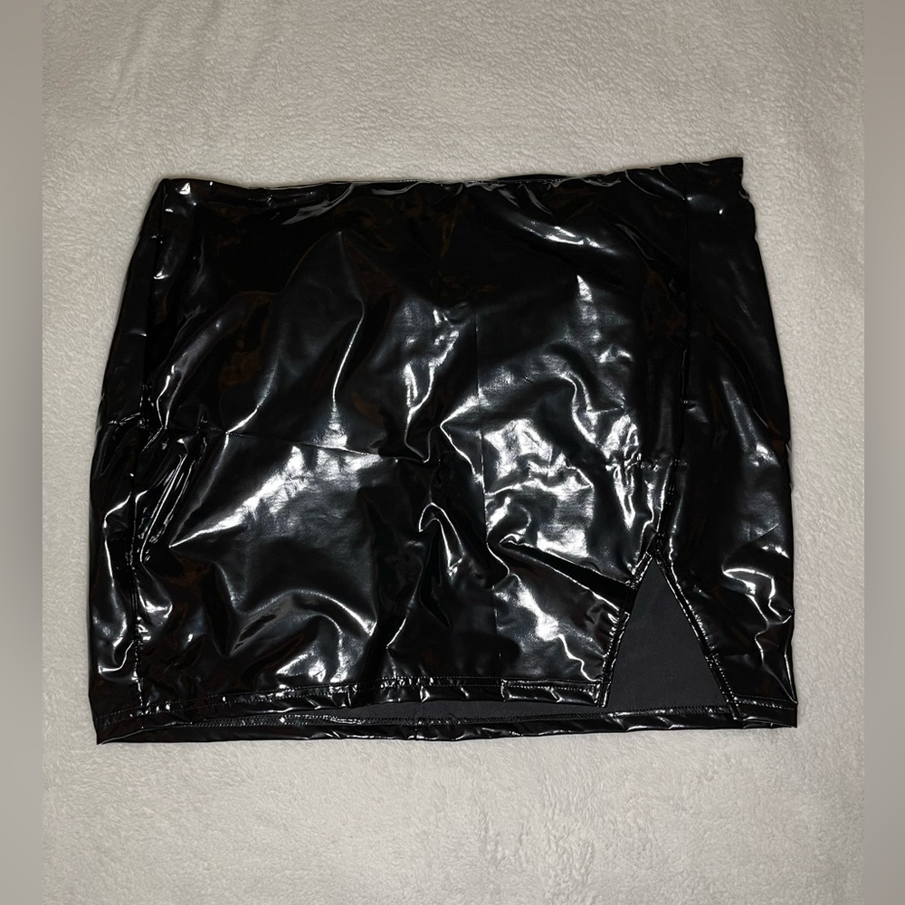 Shein SXY Plus Spilt Hem Leather Look Skirt